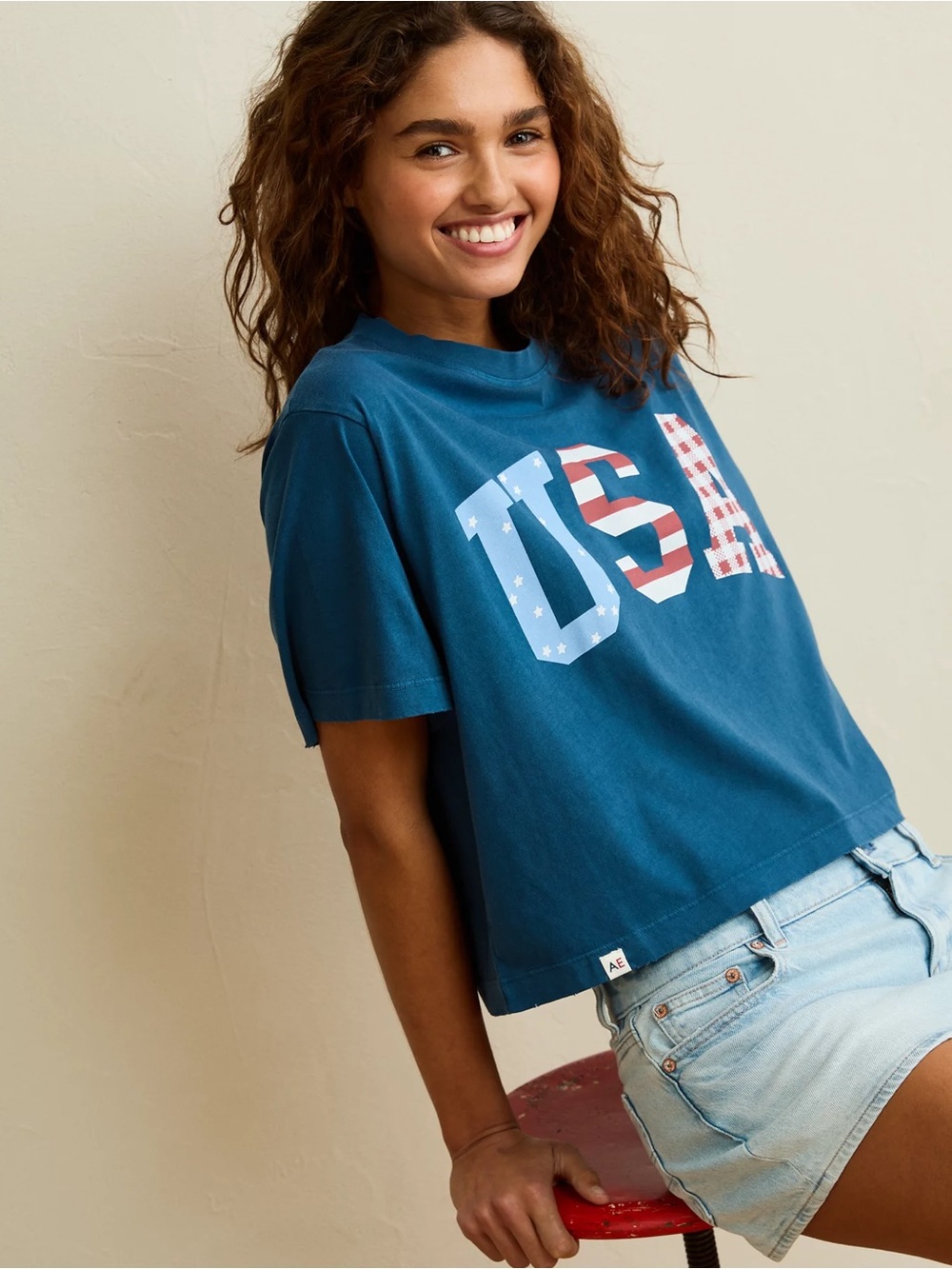 American Eagle Women’s Blue Flag Americana Oversized Graphic Short Sleeve Tee M